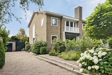 Woning aan de Diependaalsedijk te Maarssen