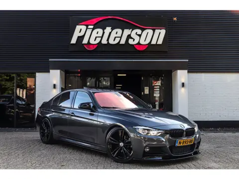 BMW 3-serie 320i 272PK M-Pakket PANO H&K MILLTEK LEDER