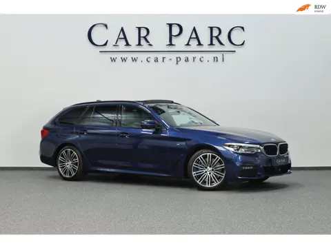BMW 5-serie Touring 540i xDrive M-Sport LED/VIRTUAL/SFEER/PANO/LEER+S.VERWARMING+MEMORY/19" LMV/360/