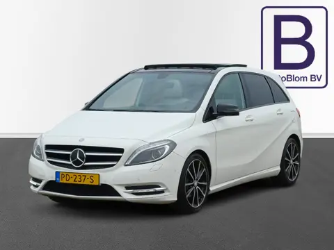 Mercedes-Benz B-Klasse 200 Ambition /Chique combinatie/Dealer onderhouden/Pano/
