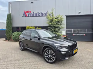 BMW X5 XDrive45e M-Sport, Pano. el. achterklep, camera, el. trekhaak