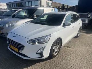 Ford Focus Wagon 1.5 EcoBlue ST Line Business (Motor Tikt!)