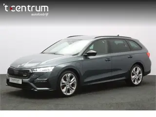 Škoda Octavia Combi 245 PK 1.4 TSI RS iV PHEV Business PHEV, Stoelverwarming, Carplay, Head-Up