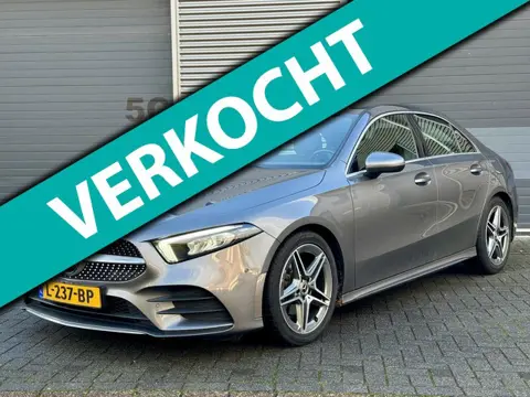 Mercedes-Benz A-klasse 200d 2020 AMG Line Sedan