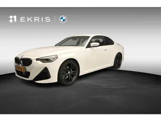 BMW 2 Serie Coupé 218i | M-Sportpakket | LED | HUD | Sportstoelen | Trekhaak | Stoelverwarming | DAB