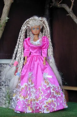 Steffi love pop met gevlochten haar van merk Simba [POP26]