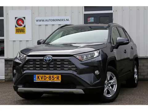 Toyota RAV4 2.5 Hybrid*Fabrieksgarantie t/m12-2031!*Perfect Toyota onderh.*Trekhaak/Leder/Stoelverw.