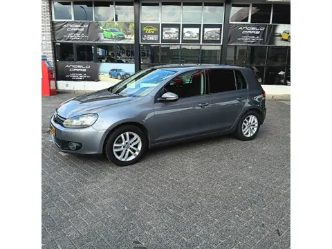 Volkswagen Golf 1.2 TSI Highline BlueMotion