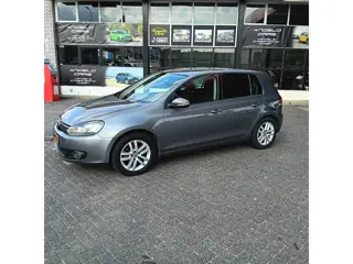 Volkswagen Golf 1.2 TSI Highline BlueMotion