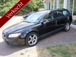 Volvo V70 2.4D Limited Edition Keurige Auto! Volledig Onderhouden. Automaat!
