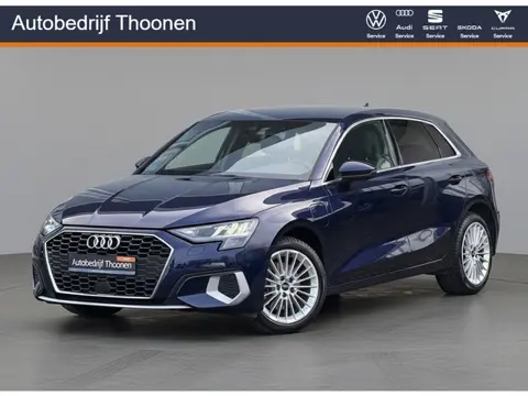 Audi A3 Sportback 40 TFSI e Advanced edition | Leer | Stoelverwarming