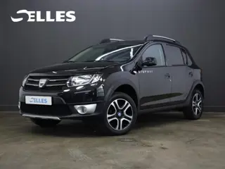 Dacia Sandero 0.9 TCe Stepway Lauréate | Trekhaak | Navigatie