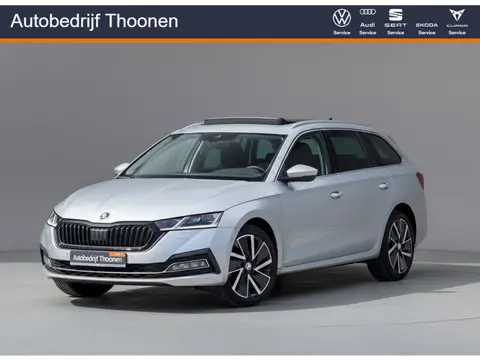 Škoda Octavia Combi 1.4 TSI iV PHEV Style | Leer | Pano | HUD