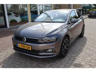 Volkswagen Polo 96PK TSI Comf. Busn. NL-auto / Clima / Carpl.,android / 17" / Virtual