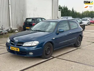 Nissan Almera 1.8 Luxury Automaat/Airco