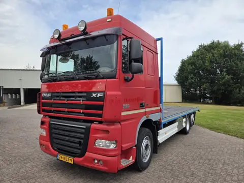 DAF XF 105 460 Space Cab Euro 5 6X2 (bj 2013)