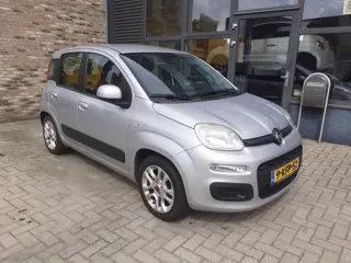 FIAT PANDA 0.9 TwinAir Lounge uitvoering  AIRCO/LICHTMETAAL/OPTIES