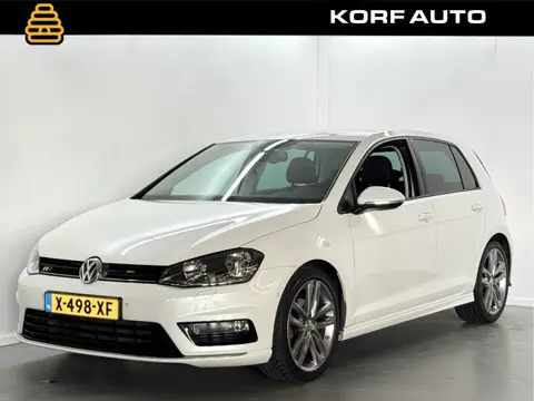 Volkswagen Golf 1.4 TSI DSG R-Line / Sensoren / Trekhaak / Stoelverwarming