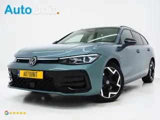 Volkswagen Passat Variant 1.5 eHybrid R-Line Edition | 5 Jaar Garantie | Leder | Panoramadak | Stoel