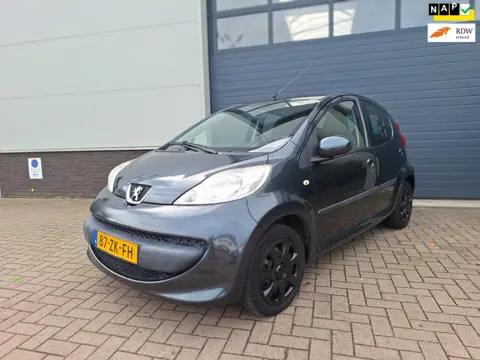 Peugeot 107 | 1.0-12V XS | Airco | Bluetooth | Apple carplay | Navi | Lage kilometerstand | Automaat
