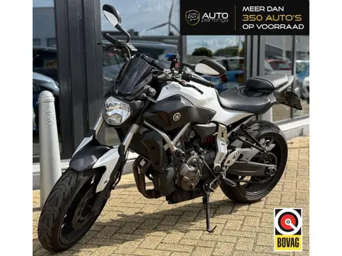 Yamaha MT-07 ABS | NETTE STAAT | Akrapovic | A2 Code 80 Certificaat | Michelin Banden | 2 Sleutels |