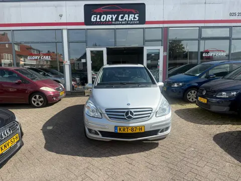 Mercedes-Benz B-klasse 200 TREKHAAK-NAVI-XENON-PANO-LEER