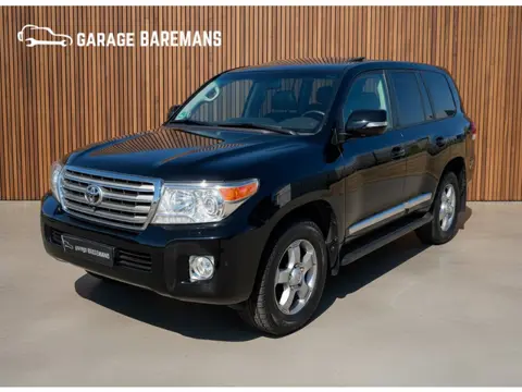 Toyota Land Cruiser V8 4.5 V8 D-4D Executive Standard Roof Blind Van