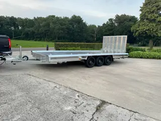Vlemmix 3500kg 3x1800 assen! machinetransporter
