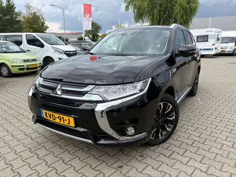 Mitsubishi Outlander 2.0 PHEV S-Edition AUTOMAAT (RIJKLAARPRIJS/BOVAG)