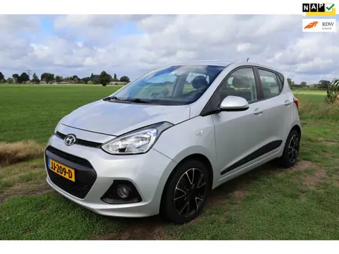 Hyundai I10 1.0i i-Motion Comfort|1e eigenaar|Airco|APK-Nieuw!|NL-Auto-NAP