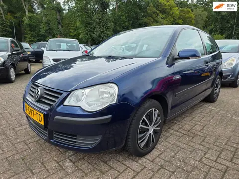 Volkswagen Polo 1.2-12V Trendline AIRCO/cruise