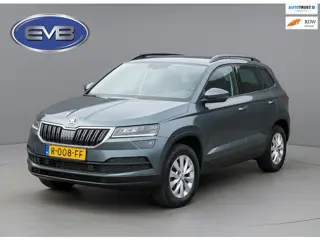Skoda Karoq 1.5 TSI ACT Business Edition, trekhaak, stoelverwarming, navigatie, climaat controle