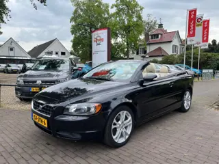 VOLVO C70 2.4I CABRIOLET 170PK / LEDER / STOELVERW. / DYNAUDIO / CRUISE CTR. / AFN. TREKHAAK