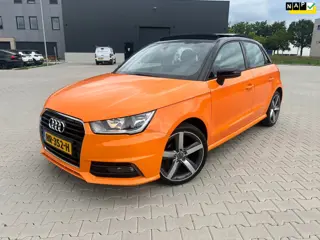 Audi A1 Sportback 1.0 TFSI Adrenalin Panoramadak|Navi