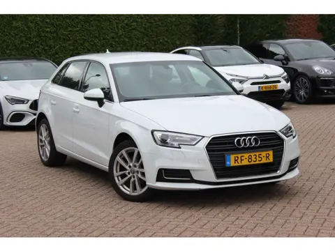Audi A3 Sportback 1.0 TFSI Design Pro Line Plus / Trekhaak / Navigatie / Parkeerhulp V+A / 17'' / Ha