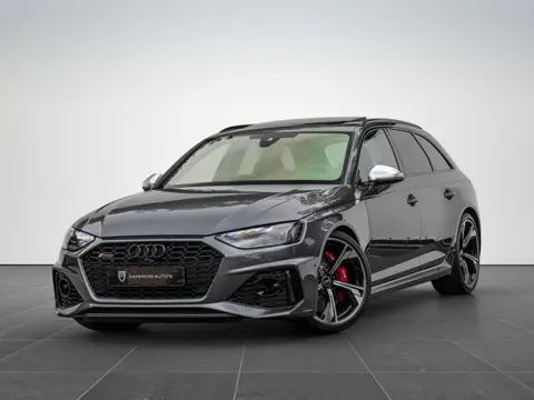Audi RS4 Avant 2.9 TFSI 450pk Quattro Pano Dynamic B&O 20'' HuD Massage ACC