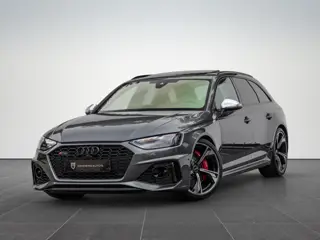 Audi RS4 Avant 2.9 TFSI 450pk Quattro Pano Dynamic B&O 20'' HuD Massage ACC