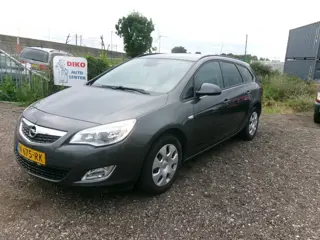 Opel Astra Sports Tourer 1.4 Turbo Edition (bj 2011)