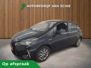 Toyota Yaris 1.5 Hybrid Dynamic 1e-Eig. & Keurig-Onderh. BOVAG-Garantie. NL-Auto.