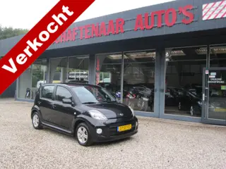 Daihatsu Sirion 2 1.3-16V Comfort AUTOMAAT  KM 59304  in super staat apk 30-03-2027