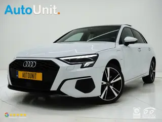 Audi A3 Sportback 40 TFSI e Full Black 204PK | Lederen Sportstoelen | Panoramadak | Camera | Keyless