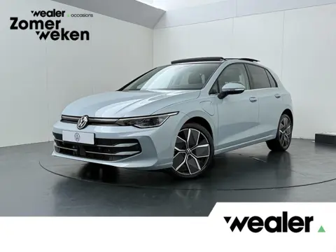 Volkswagen Golf 1.5 eHybrid Style Edition | 204 PK | Trekhaak wegklapbaar | Adaptive Cruise Control 