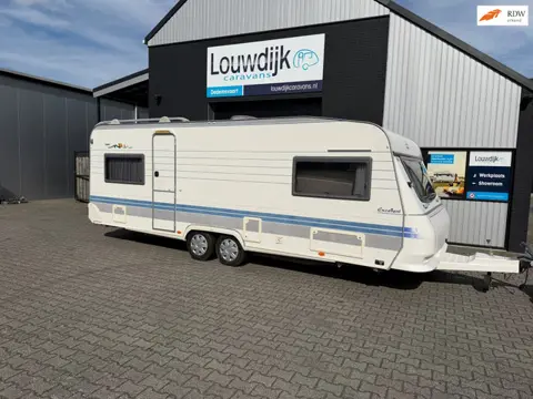 HOBBY Excellent 610 UL '02 (Enkele Bedden))