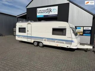 HOBBY Excellent 610 UL '02 (Enkele Bedden))