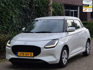 Suzuki SWIFT 1.2 Comfort Smart Hybrid CarPlay Adaptieve Cruise Control Dodehoekdetectie Fabrieksgara