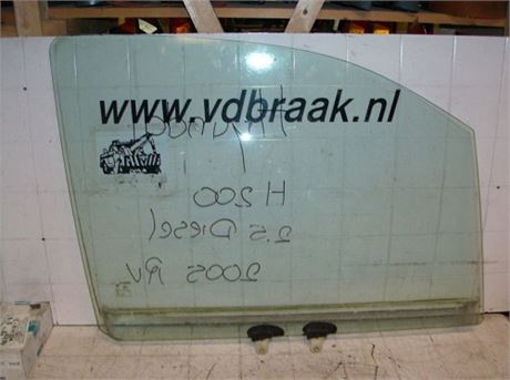 Hyundai H200 2005-2008 rechts voor portierraam