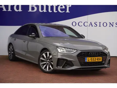 Audi A4 Limousine 35 TFSI S edition Competition / Virtual / MatrixLED / ORIG-NL / BlackOptic / 18"LM
