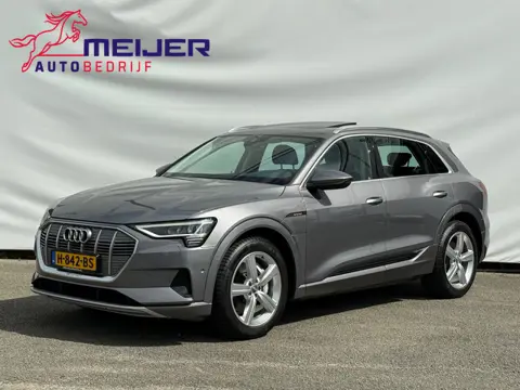 Audi E-tron E-tron 50 quattro Launch edition plus 71 kWh SOH 88 | Panoramadak | Cruise | Navigatie |