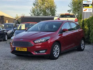 Ford Focus 1.5 Titanium 4cil!/Trekhaak/Navi/Keyless/Climate