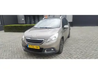 Peugeot 2008 1.2 VTi Act. Pack Panorama dak Navi clima Bj 2014